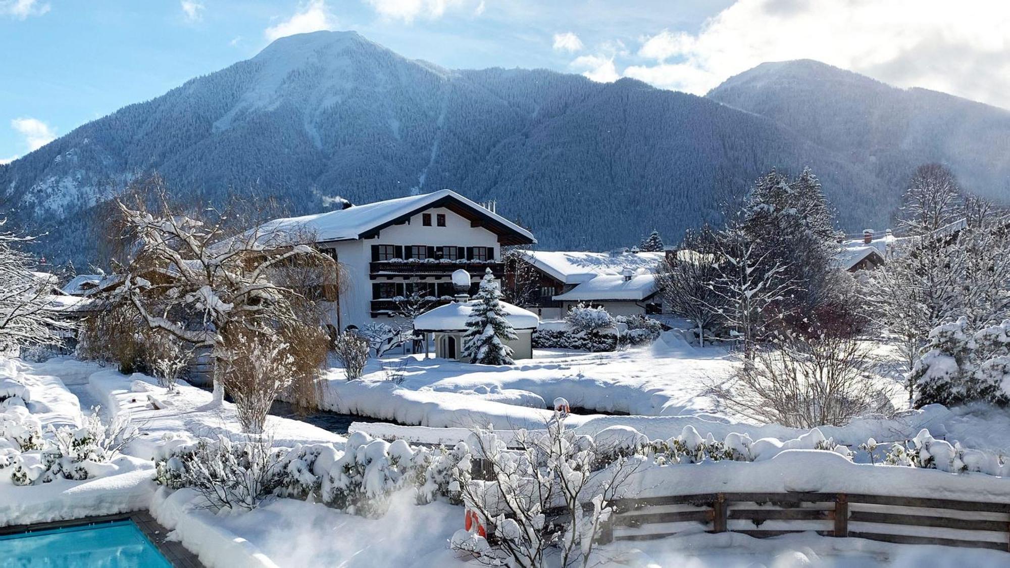 Spa & Resort Bachmair Weissach, Luxury Family Resort ร็อทท์อาค-เอเกิร์น ภายนอก รูปภาพ